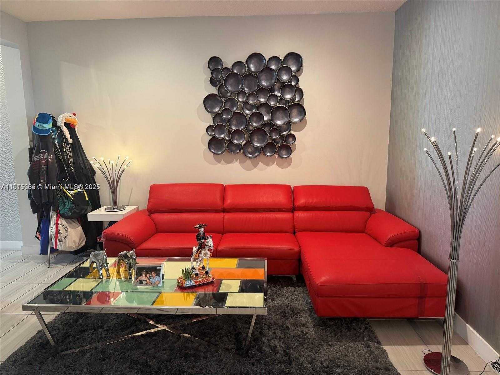 Small Image of 10574 NORTH WEST 81 ST TERRACE, Doral Number 5