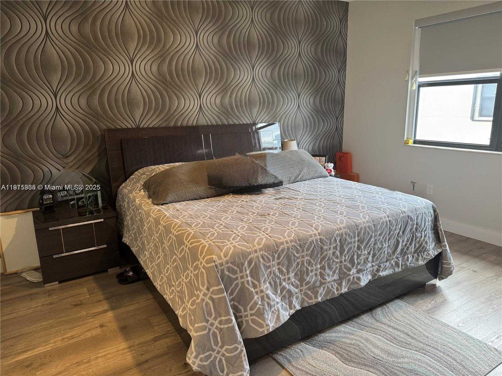 Small Image of 10574 NORTH WEST 81 ST TERRACE, Doral Number 9