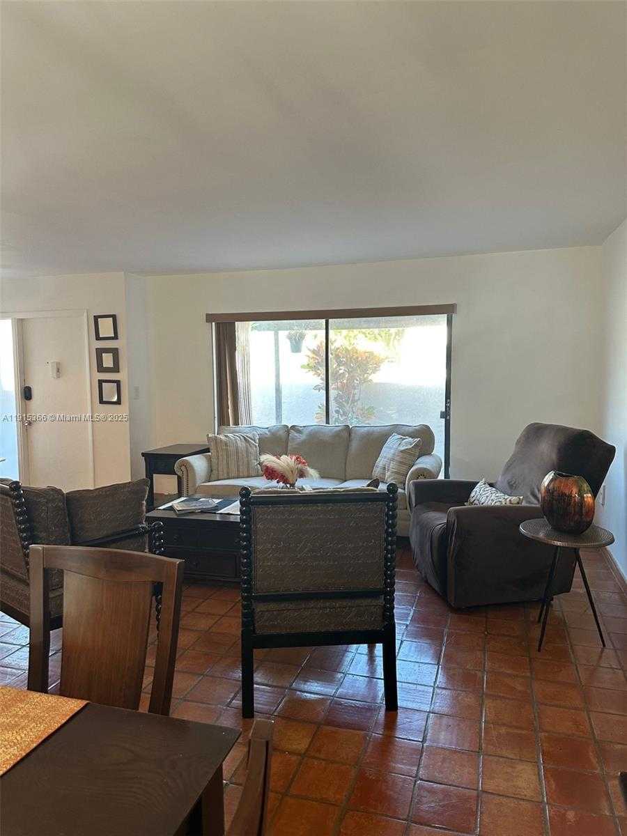 Small Image of 13360 SOUTH WEST 90TH TER #A, Miami Number 9