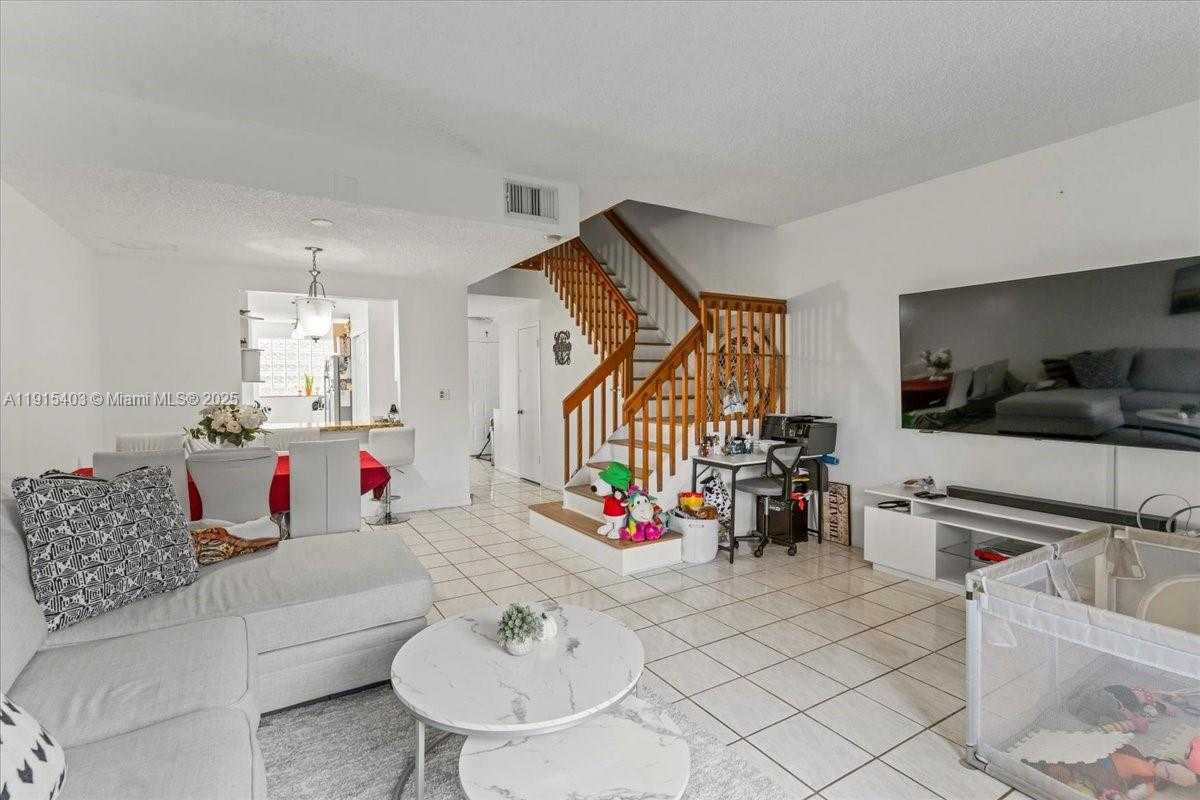 Small Image of 10014 HAMMOCKS BLVD #204-4, Miami Number 25
