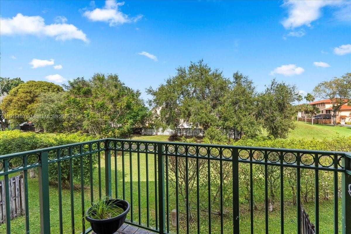 Small Image of 10014 HAMMOCKS BLVD #204-4, Miami Number 27