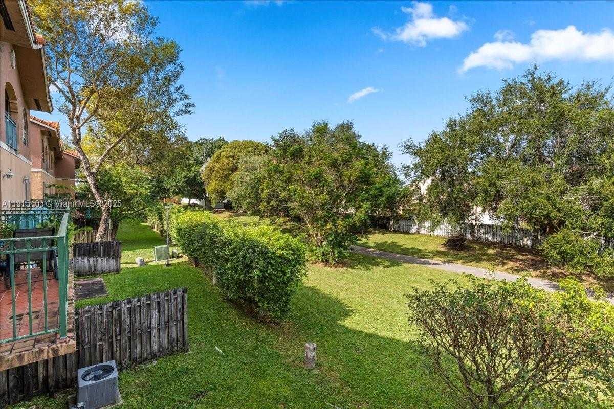 Small Image of 10014 HAMMOCKS BLVD #204-4, Miami Number 30