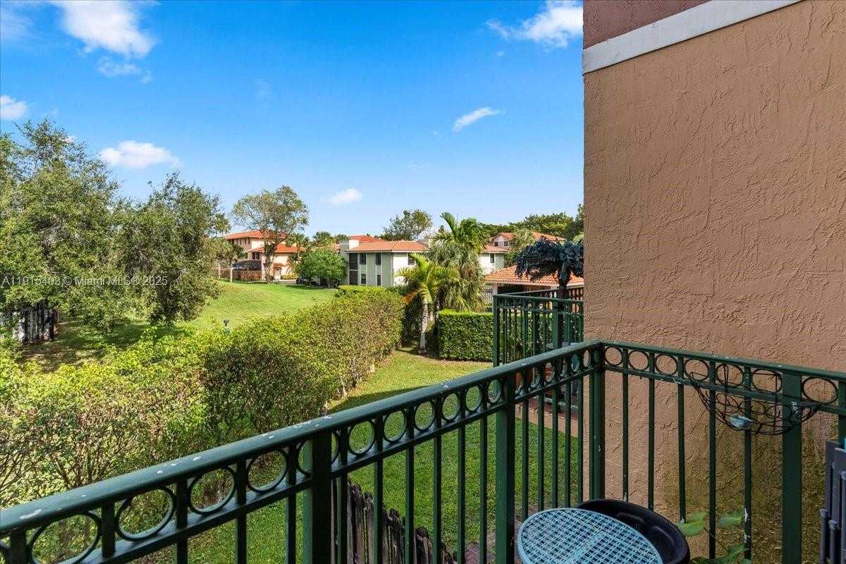 Small Image of 10014 HAMMOCKS BLVD #204-4, Miami Number 31