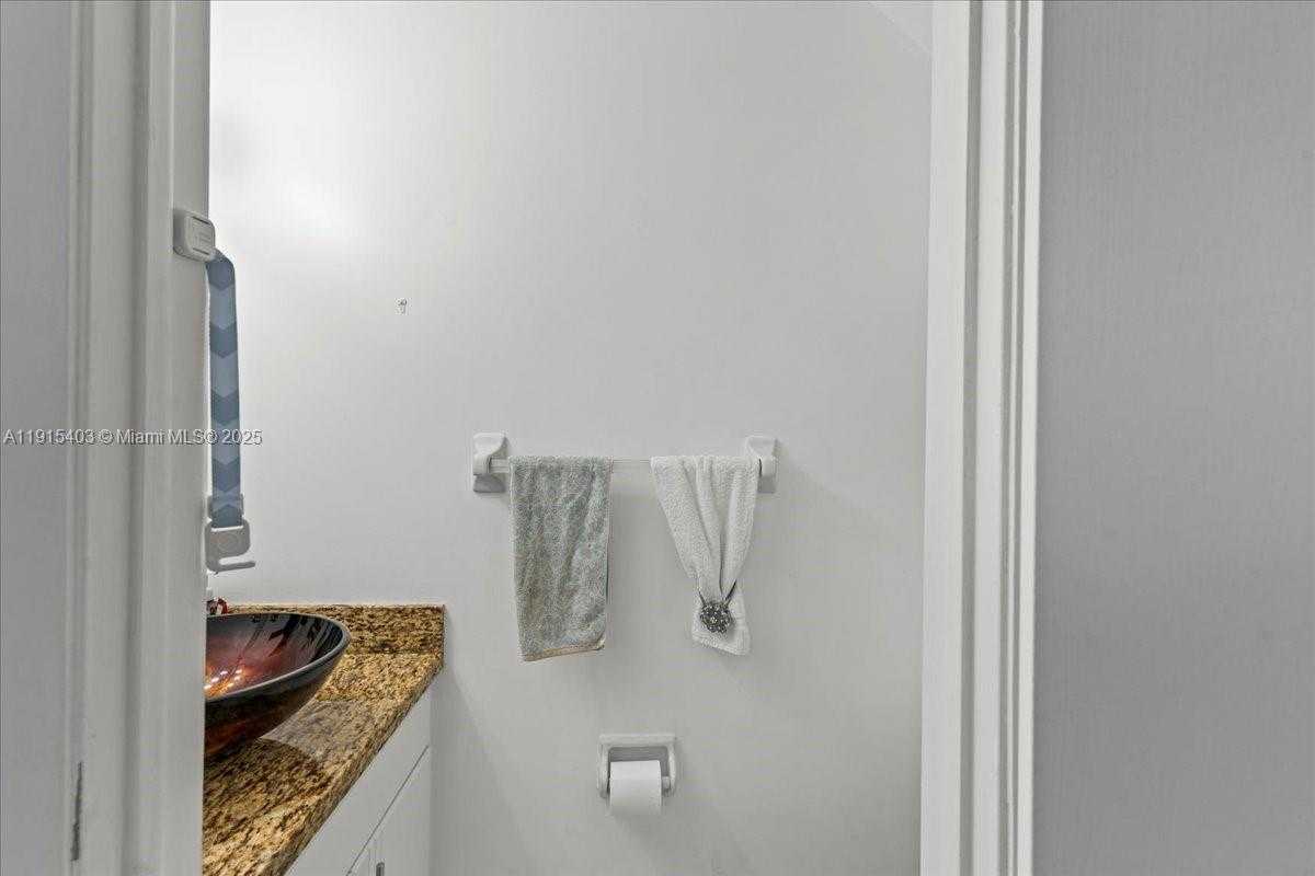 Small Image of 10014 HAMMOCKS BLVD #204-4, Miami Number 33