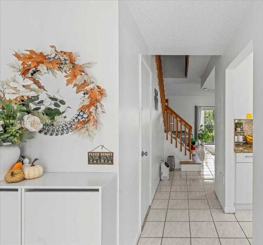 Small Image of 10014 HAMMOCKS BLVD #204-4, Miami Number 36