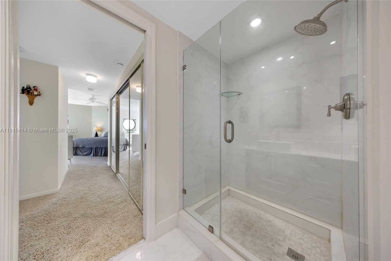 Small Image of 3610 YACHT CLUB DR #1409, Aventura Number 19