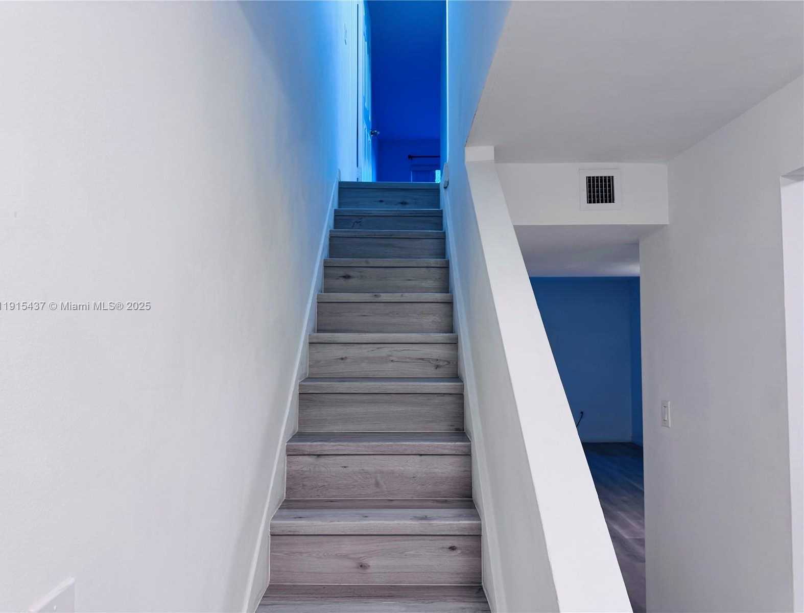 Small Image of 2660 WEST 76TH ST #207, Hialeah Number 11