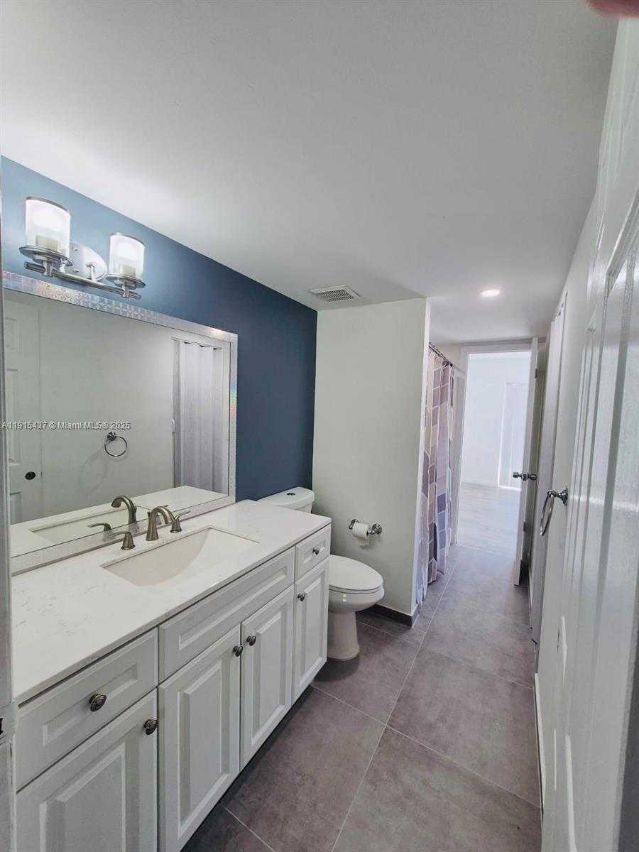 Small Image of 2660 WEST 76TH ST #207, Hialeah Number 14