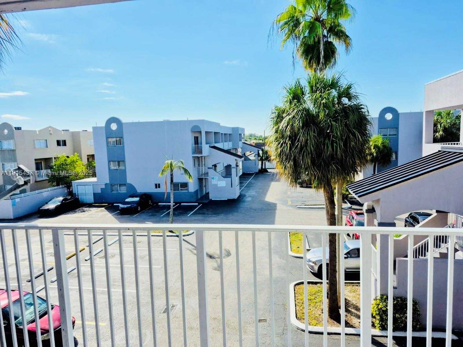 Small Image of 2660 WEST 76TH ST #207, Hialeah Number 21