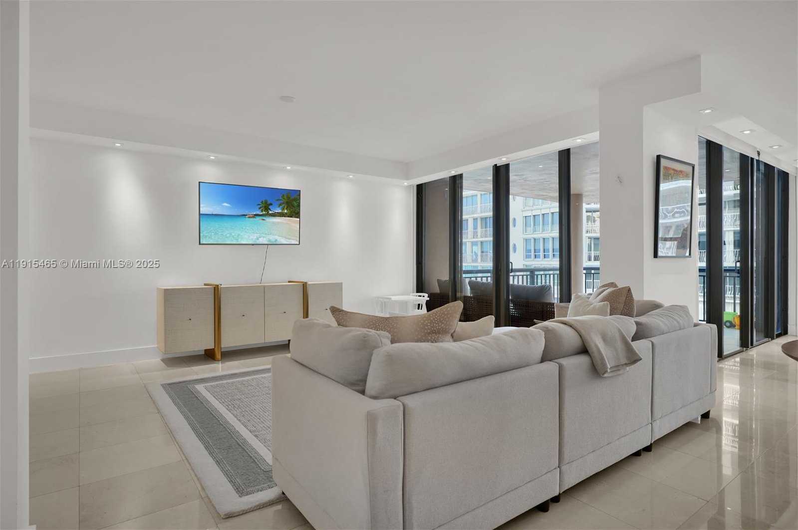 Small Image of 10175 COLLINS AVE #504, Bal Harbour Number 11