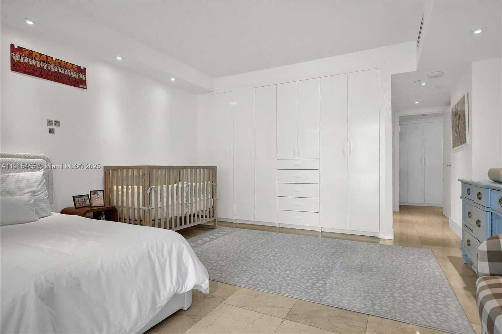 Small Image of 10175 COLLINS AVE #504, Bal Harbour Number 25