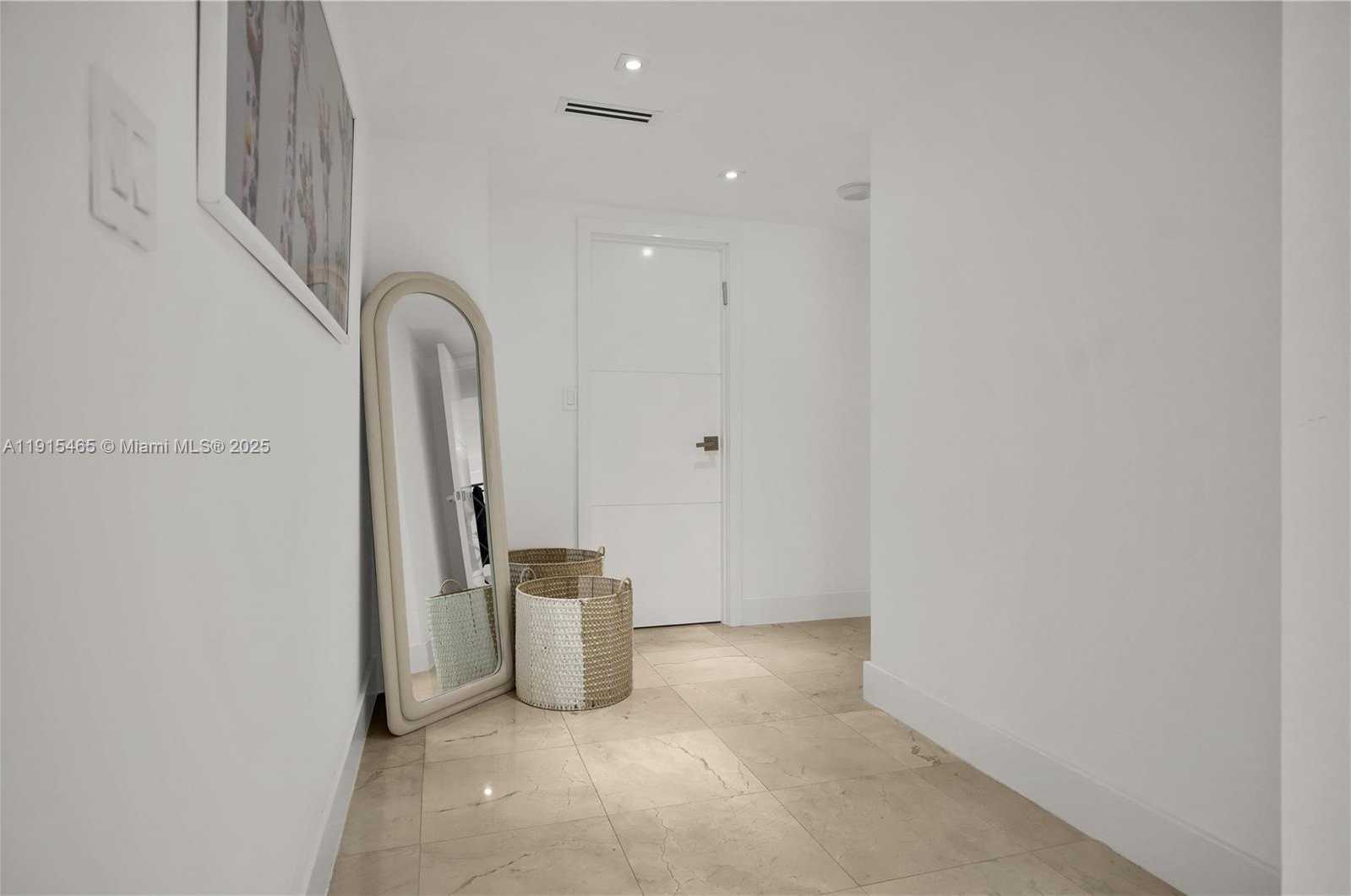 Small Image of 10175 COLLINS AVE #504, Bal Harbour Number 34