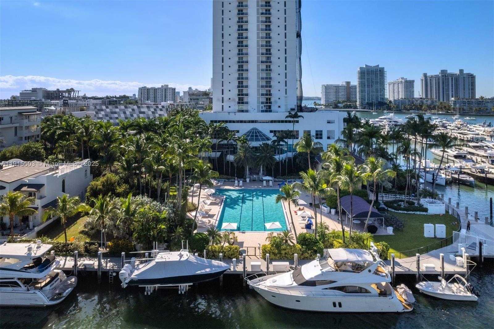 Small Image of 1413 SUNSET HARBOUR DR #208, Miami Beach Number 15