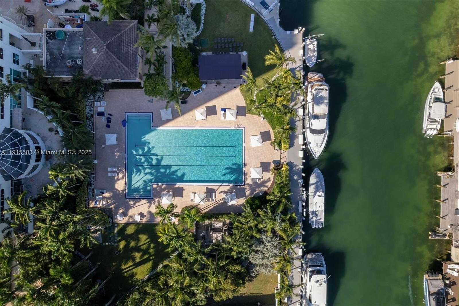 Small Image of 1413 SUNSET HARBOUR DR #208, Miami Beach Number 16