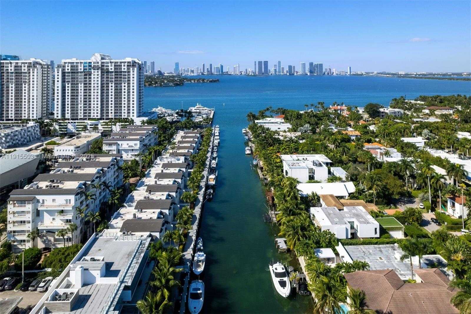 Small Image of 1413 SUNSET HARBOUR DR #208, Miami Beach Number 17