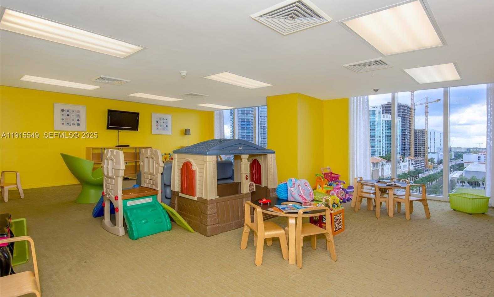 Small Image of 16699 COLLINS AVE #1105, Sunny Isles Beach Number 21