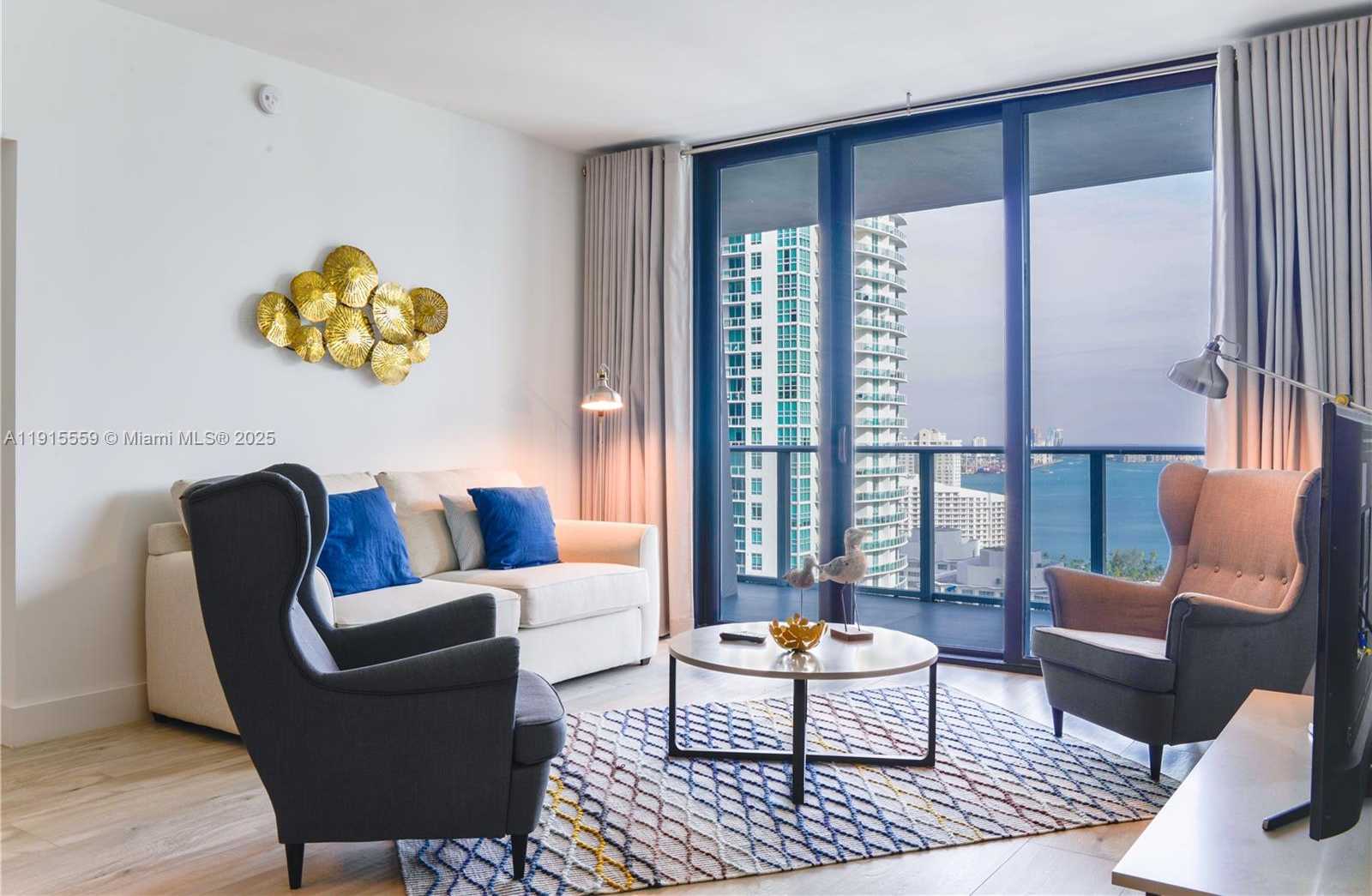Small Image of 1010 BRICKELL AVE #3002, Miami Number 4
