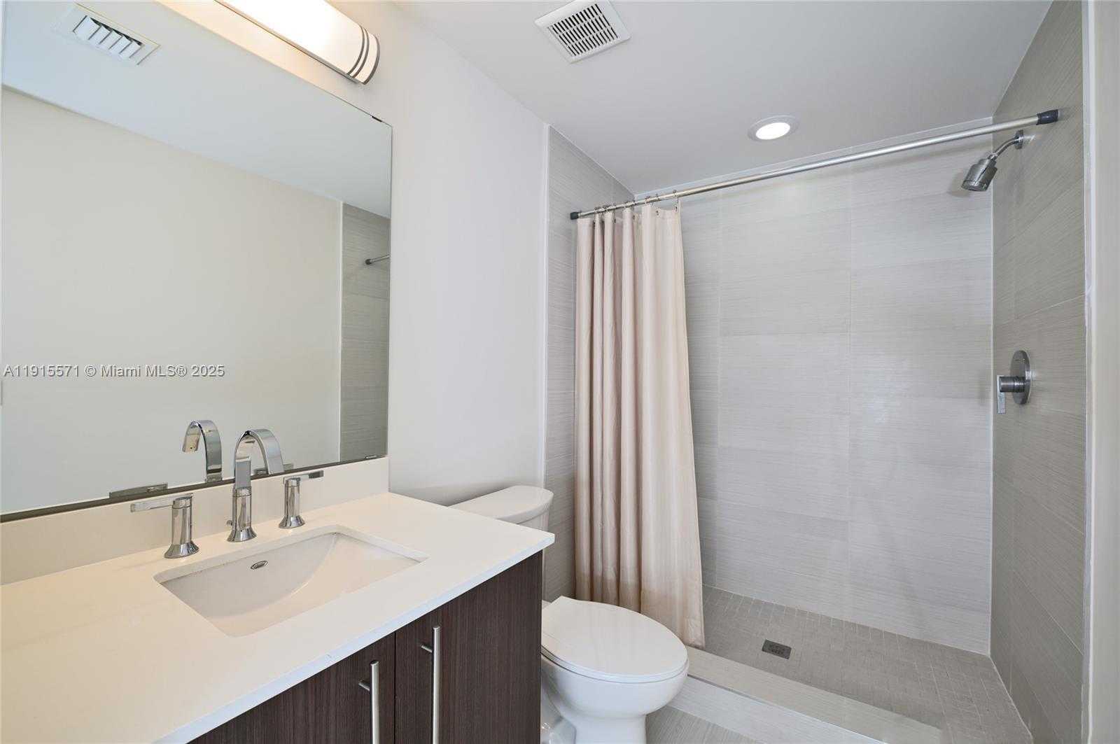 Small Image of 7661 NORTH WEST 107TH AVE #514, Doral Number 10