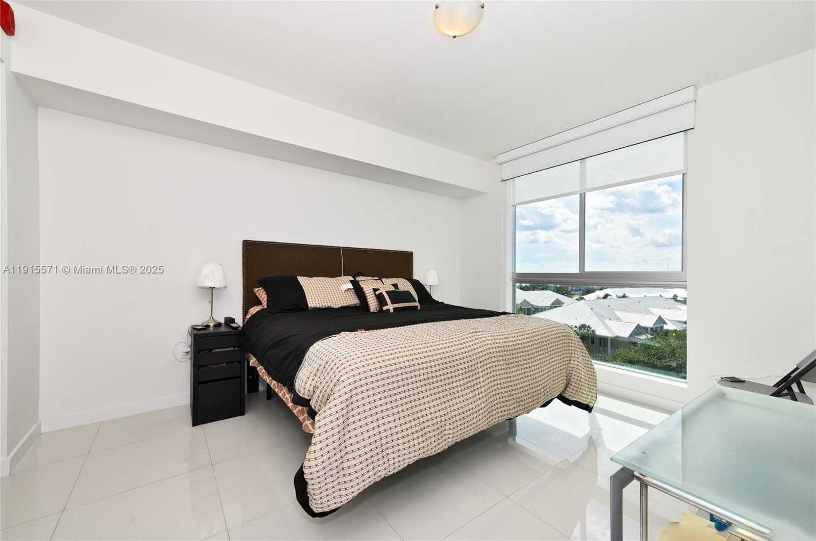 Small Image of 7661 NORTH WEST 107TH AVE #514, Doral Number 5