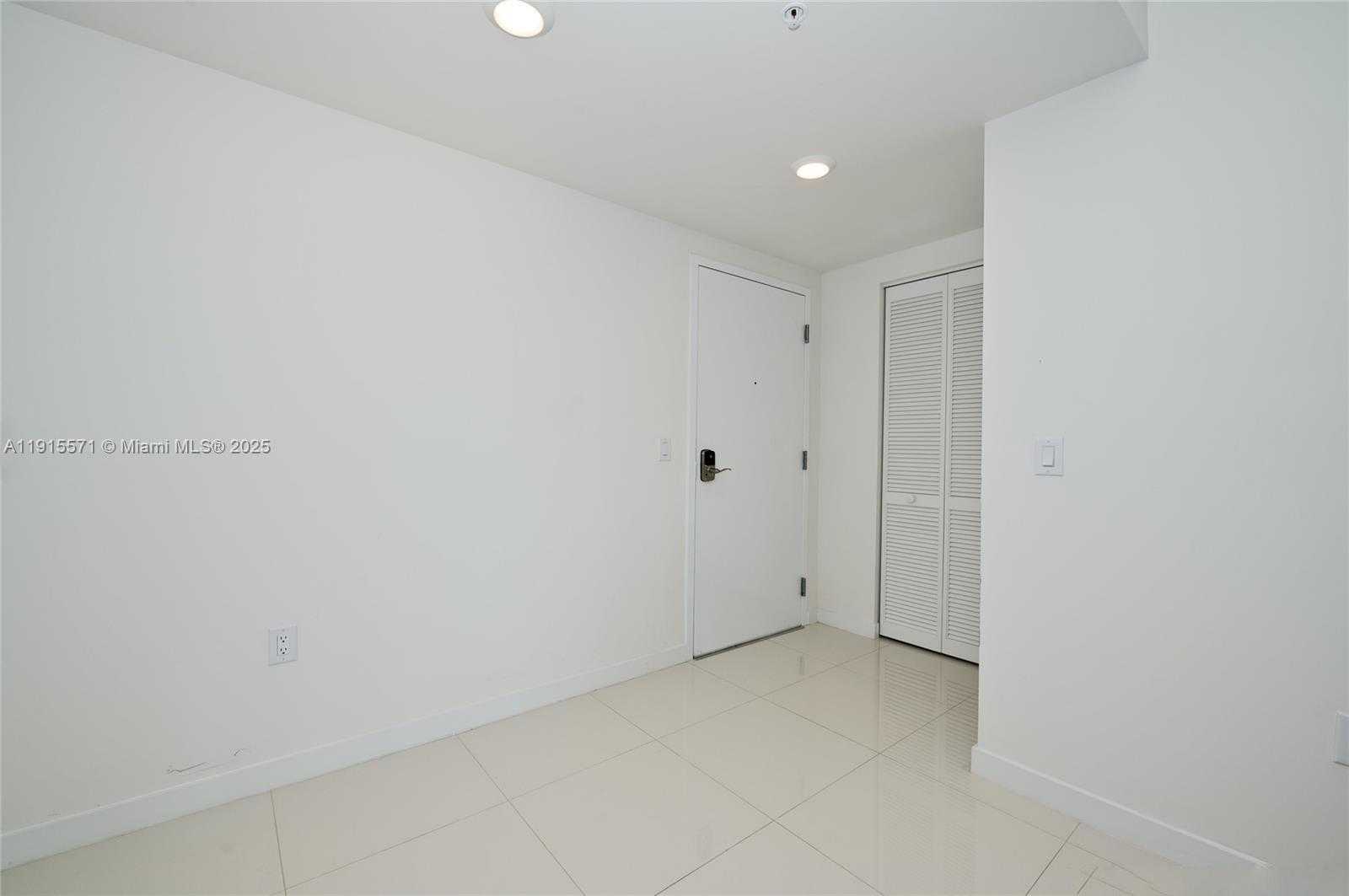 Small Image of 7661 NORTH WEST 107TH AVE #514, Doral Number 8