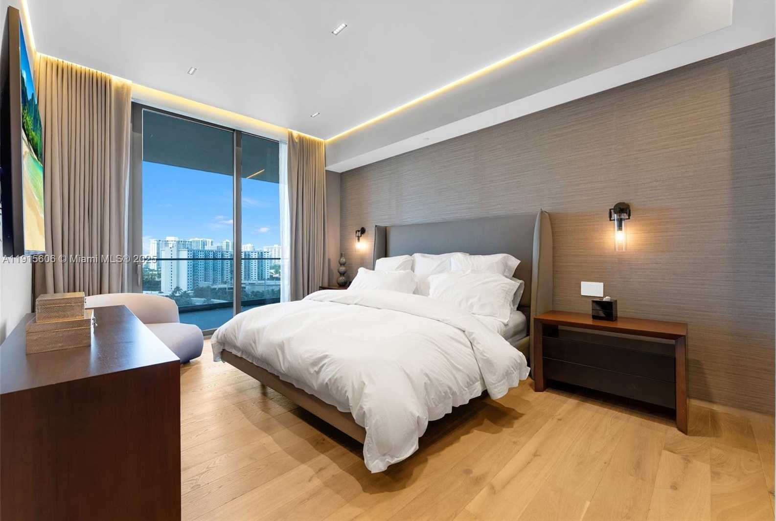 Small Image of 18975 COLLINS AVE #1002, Sunny Isles Beach Number 19