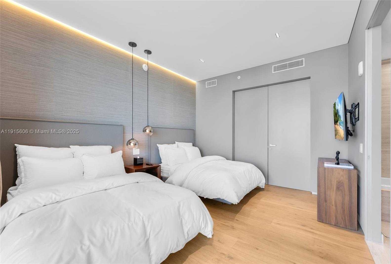 Small Image of 18975 COLLINS AVE #1002, Sunny Isles Beach Number 23