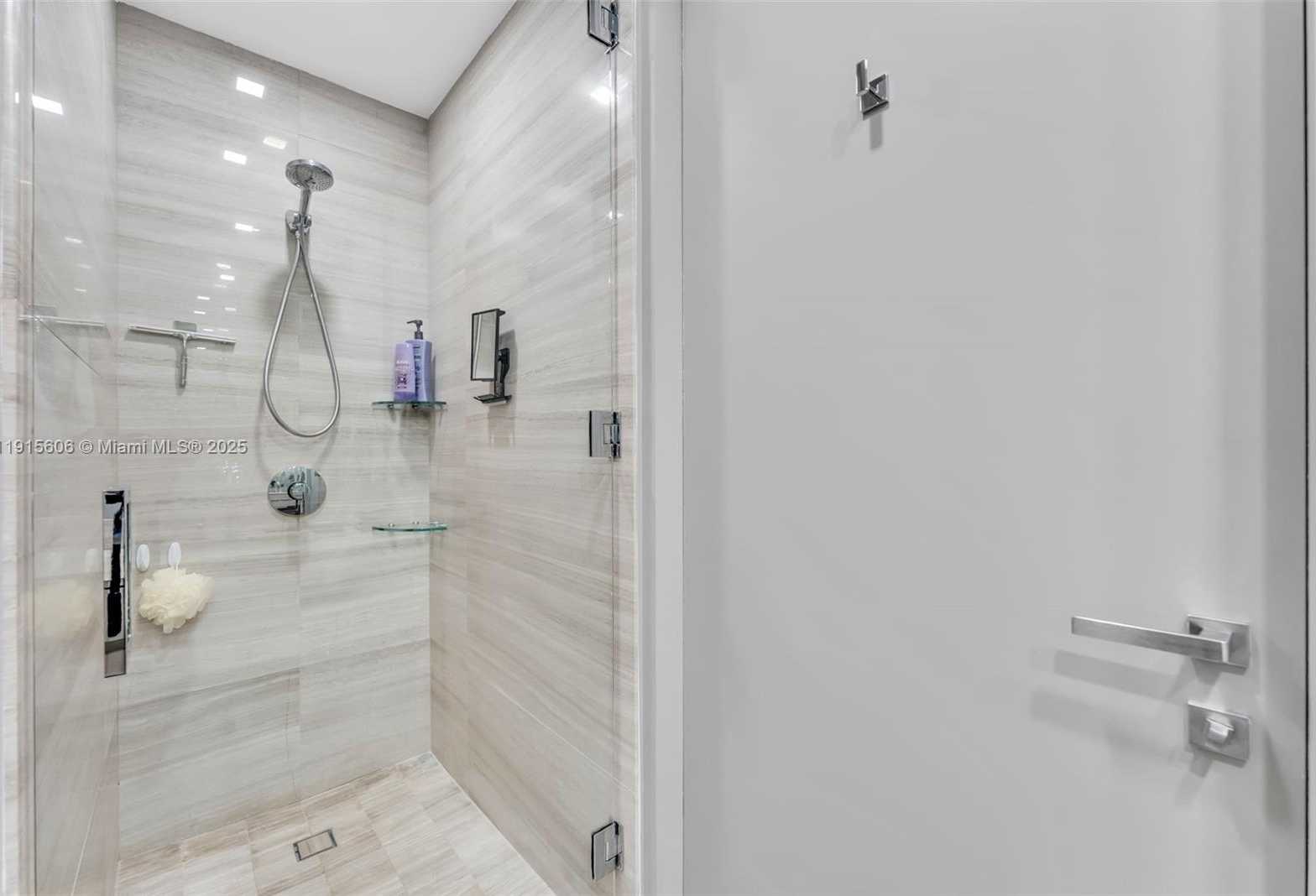 Small Image of 18975 COLLINS AVE #1002, Sunny Isles Beach Number 28