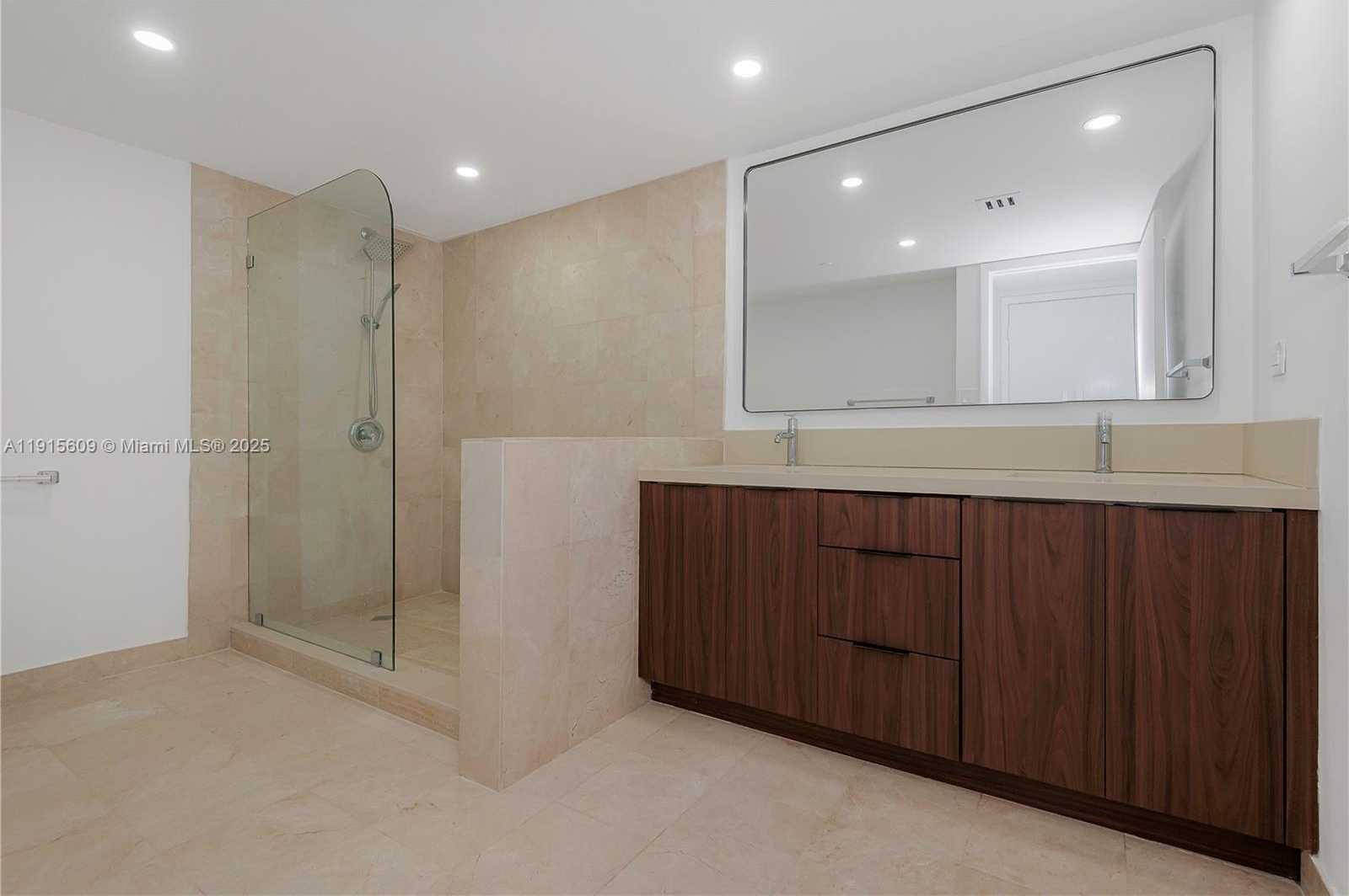 Small Image of 8855 EAST COLLINS AVE #6E, Surfside Number 16