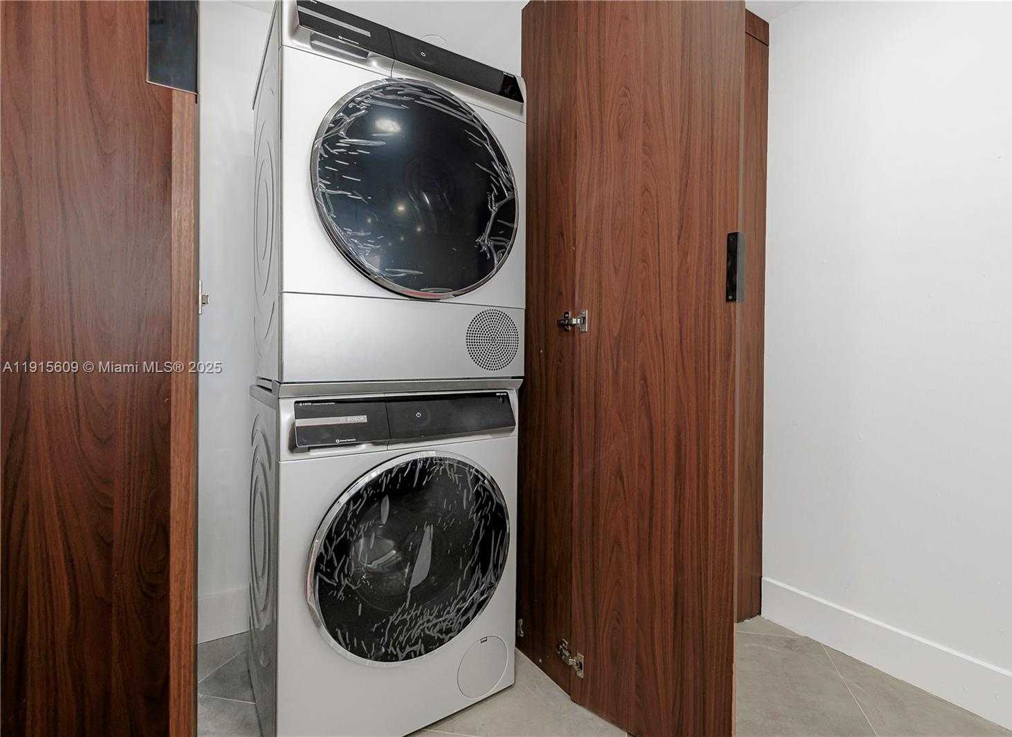 Small Image of 8855 EAST COLLINS AVE #6E, Surfside Number 25