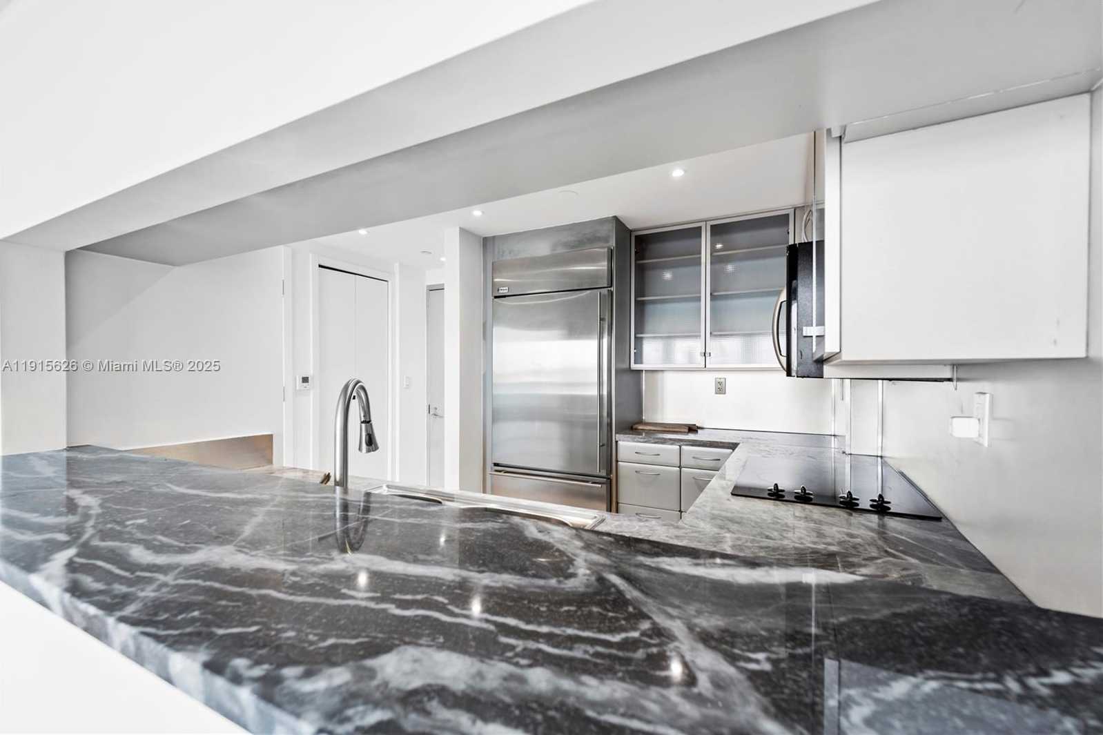 Small Image of 540 WEST AVE #413, Miami Beach Number 10