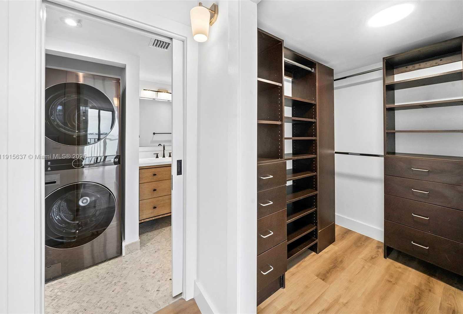 Small Image of 7601 EAST TREASURE DR #1915, North Bay Village Number 8