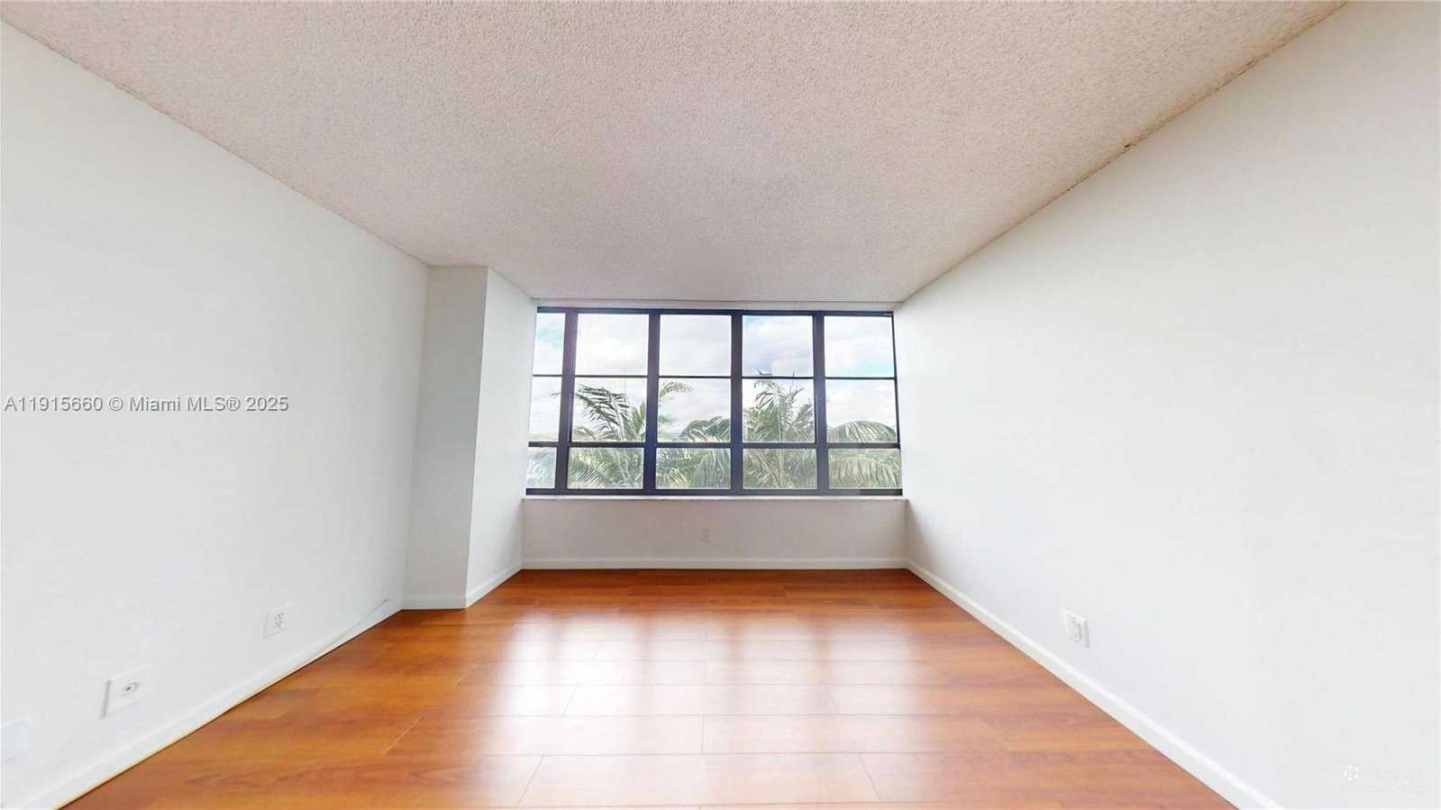 Small Image of 500 THREE ISLANDS BLVD #408, Hallandale Beach Number 11