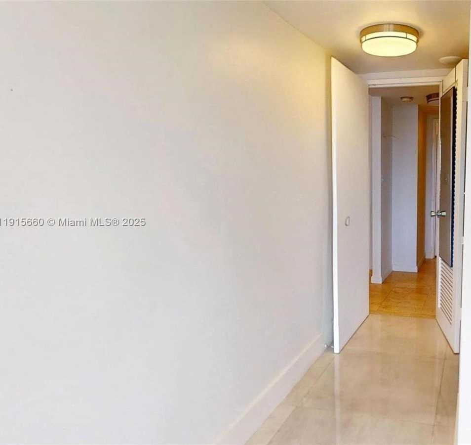 Small Image of 500 THREE ISLANDS BLVD #408, Hallandale Beach Number 17