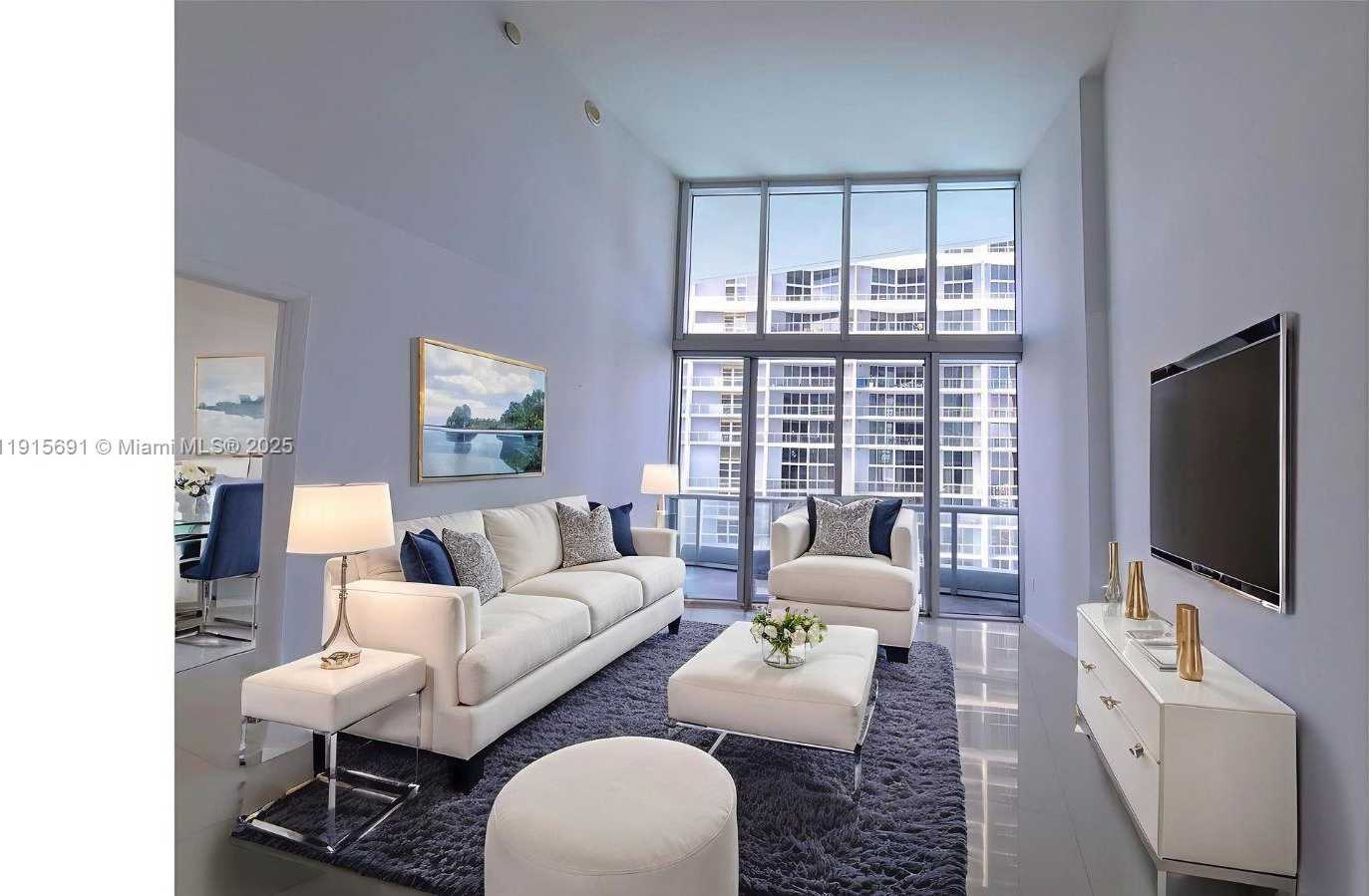 Small Image of 495 BRICKELL AVE #2206, Miami Number 13