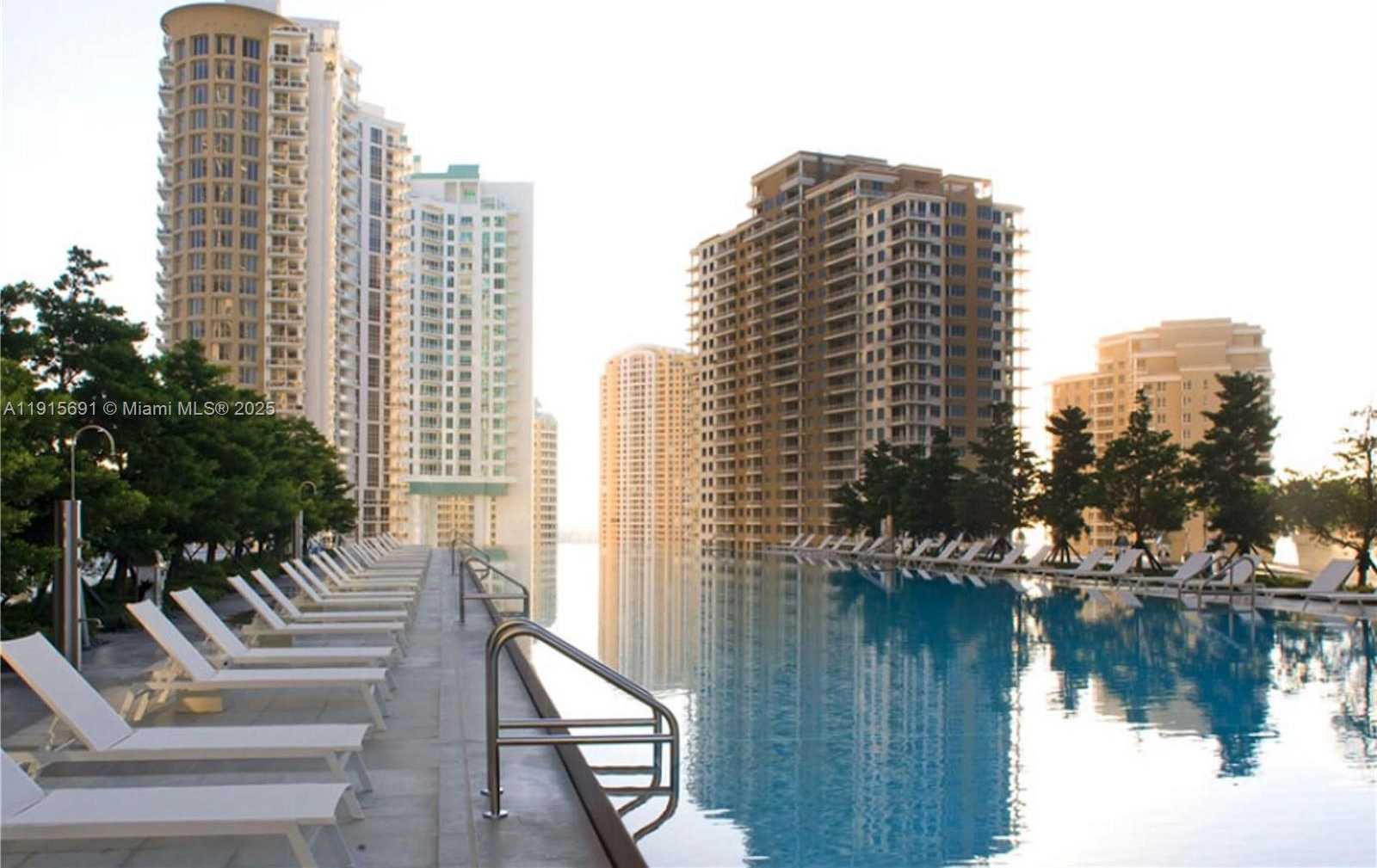 Small Image of 495 BRICKELL AVE #2206, Miami Number 22