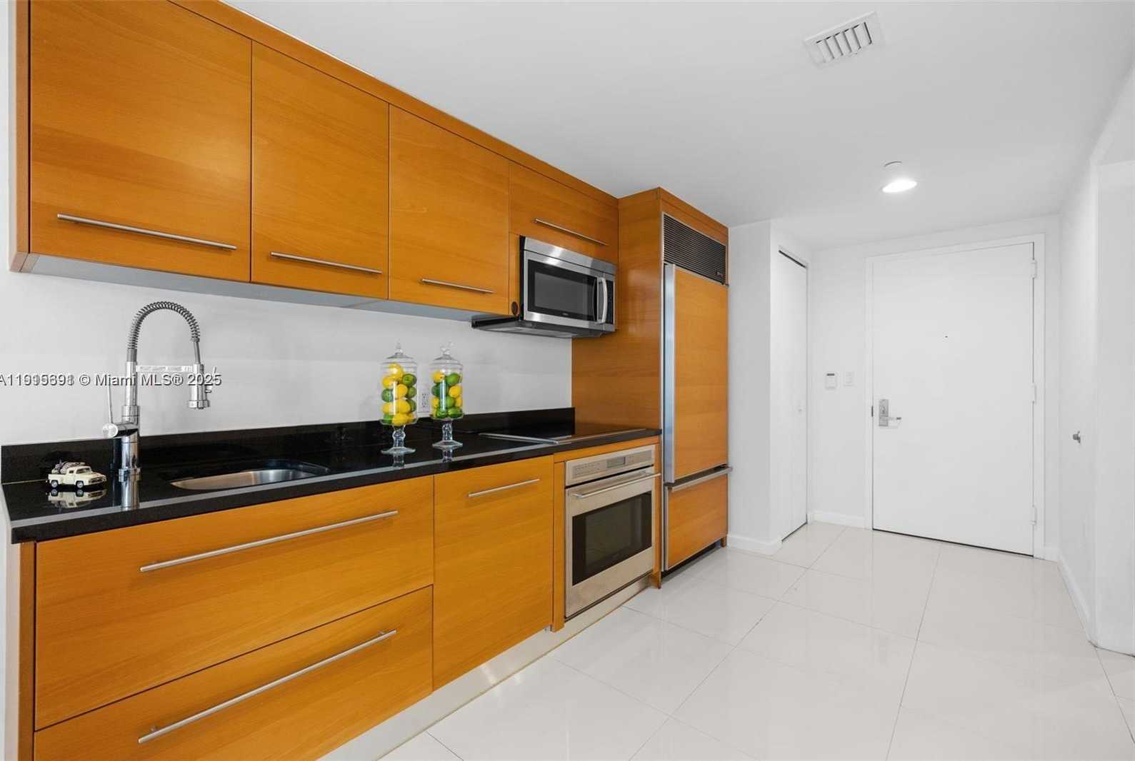 Small Image of 495 BRICKELL AVE #2206, Miami Number 37