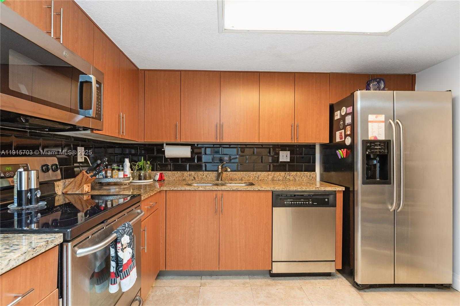 Small Image of 3300 NORTH EAST 192ND ST #1603, Aventura Number 17