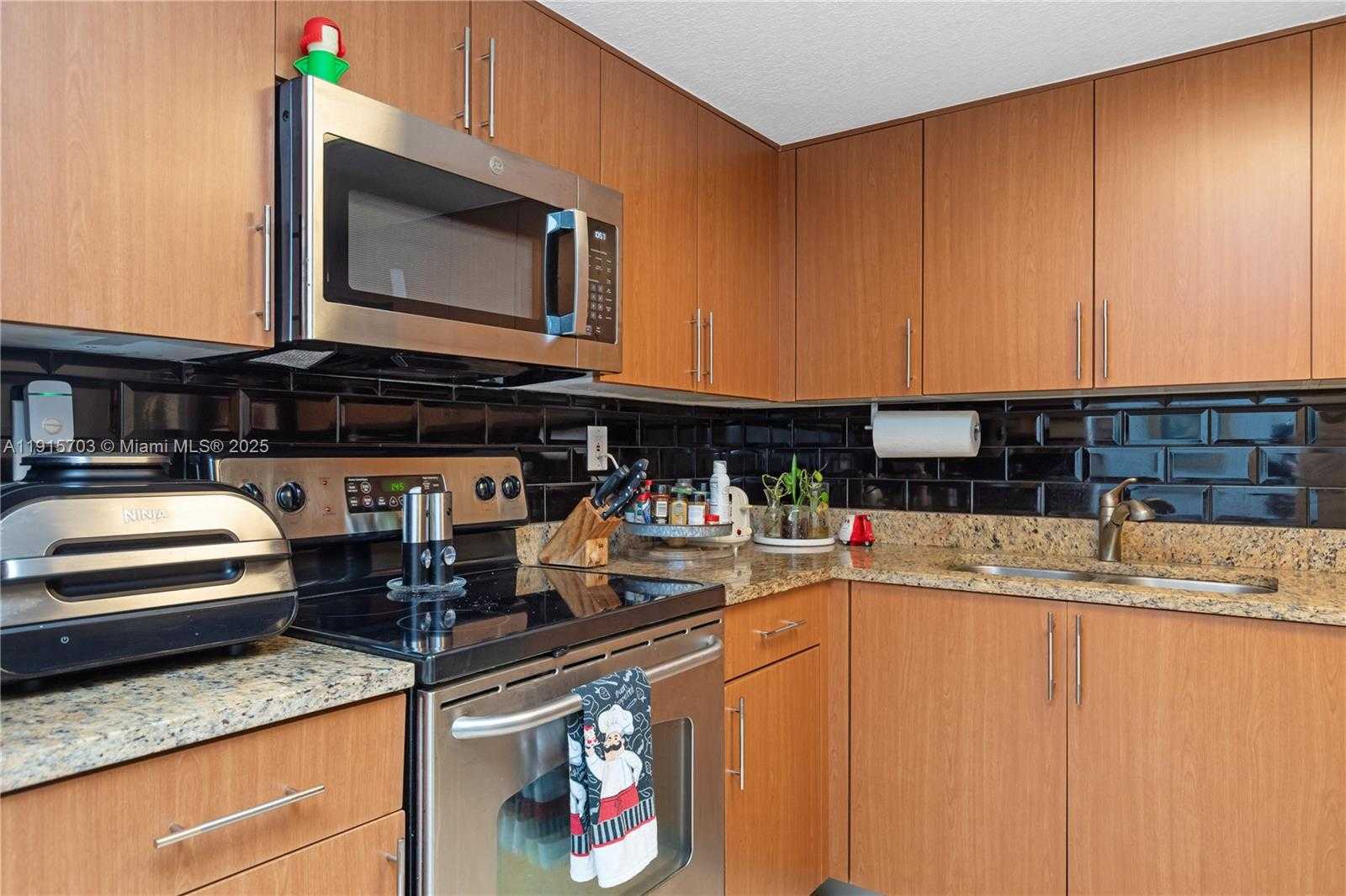 Small Image of 3300 NORTH EAST 192ND ST #1603, Aventura Number 18