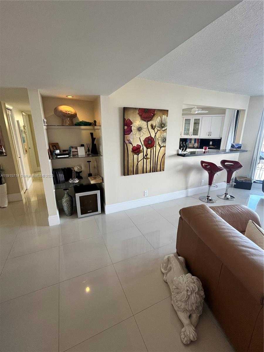 Imagen de Pequeño Objeto