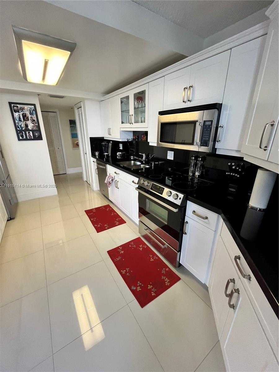 Imagen de Pequeño Objeto