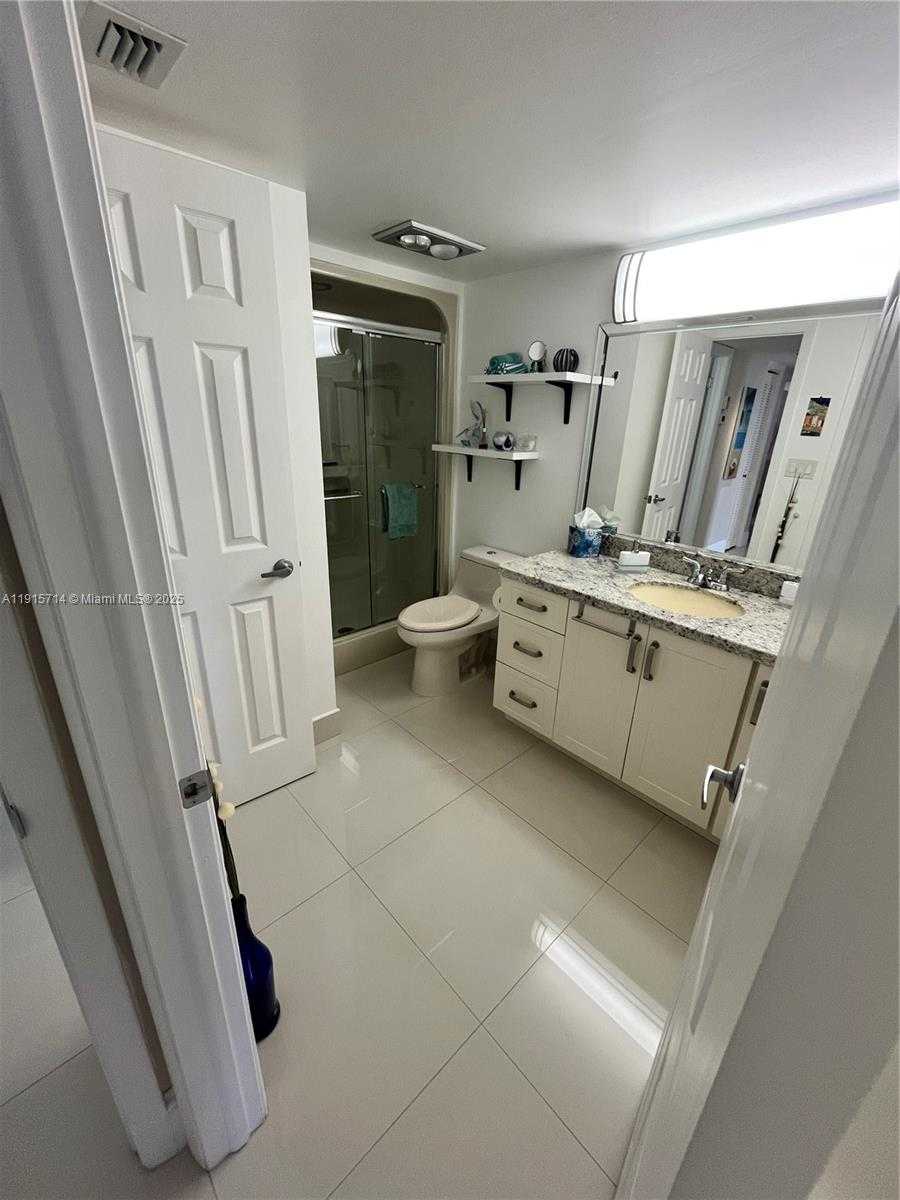 Imagen de Pequeño Objeto