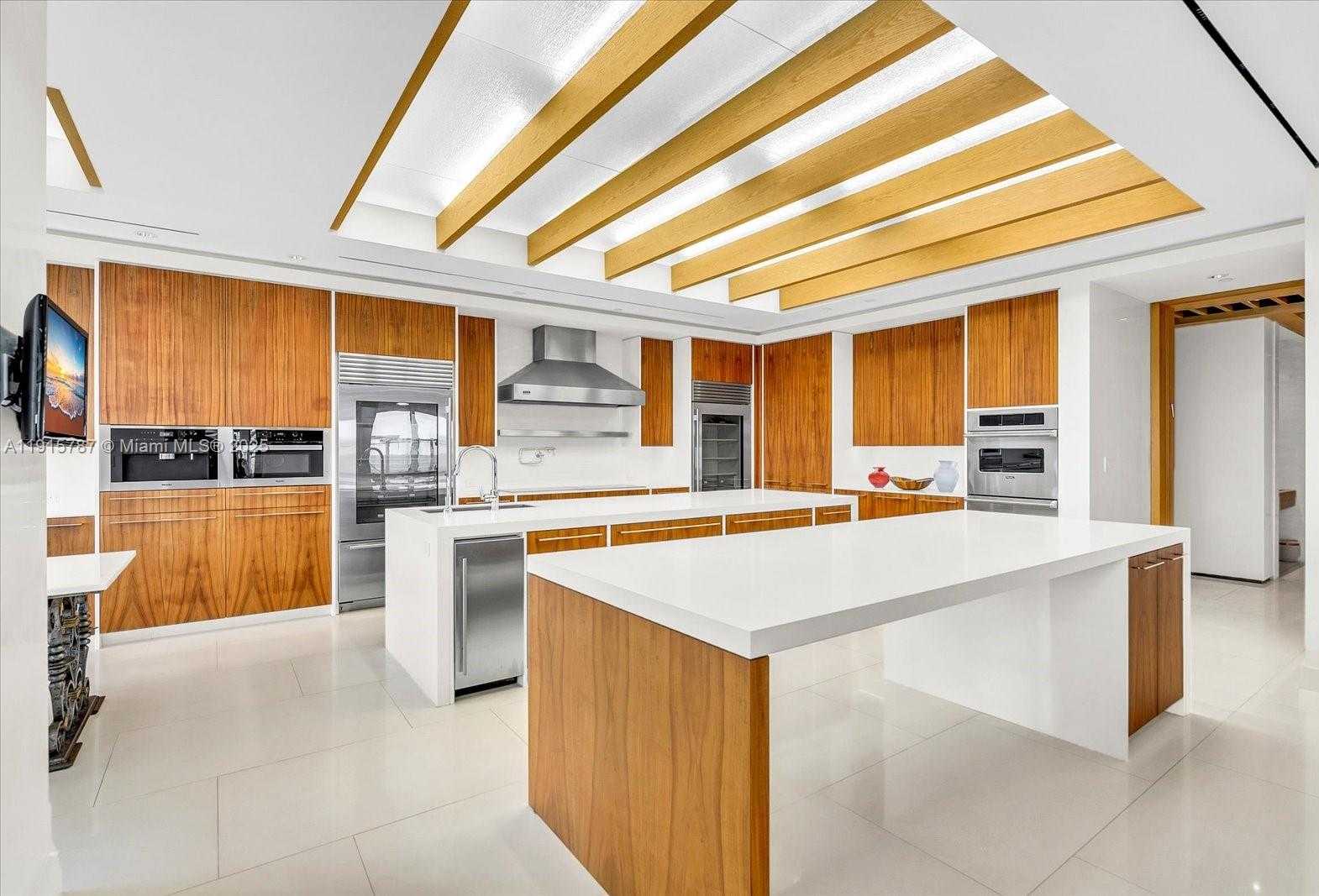 Small Image of Key Biscayne Number 16