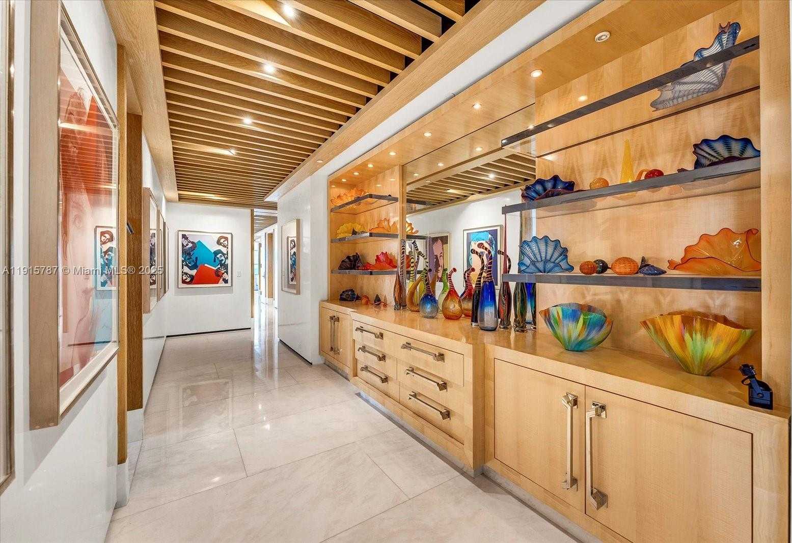 Small Image of Key Biscayne Number 27