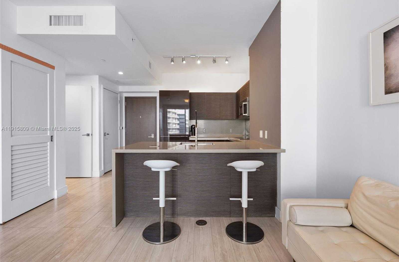 Small Image of 1080 BRICKELL AVE #3705, Miami Number 13