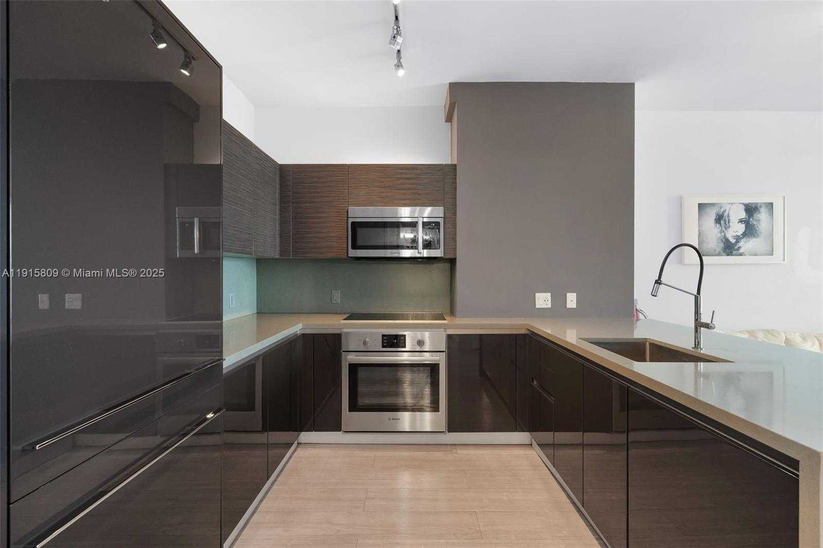 Small Image of 1080 BRICKELL AVE #3705, Miami Number 16