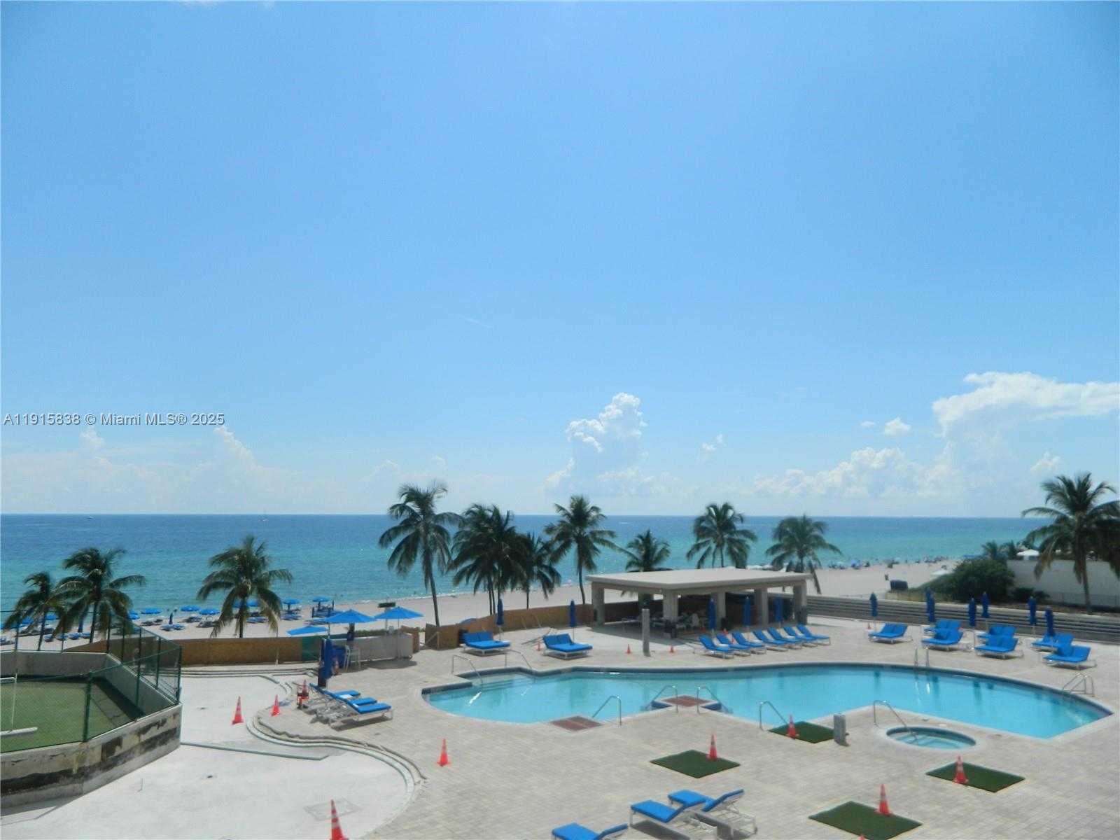 Small Image of 17555 COLLINS AVE #406, Sunny Isles Beach Number 3