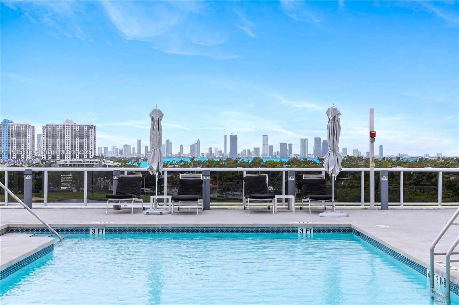 Small Image of 2001 MERIDIAN AVE #515, Miami Beach Number 23