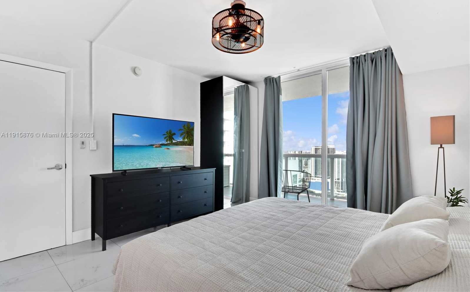 Small Image of 1800 NORTH BAYSHORE DR #4106, Miami Number 15