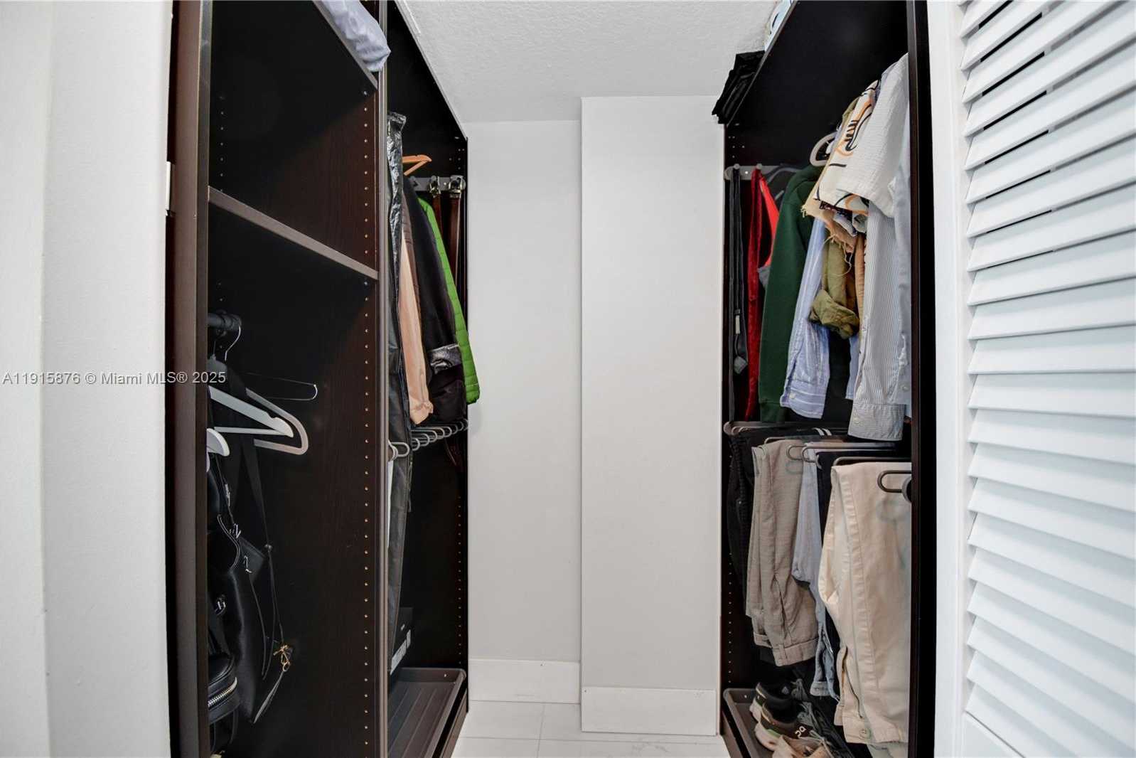 Small Image of 1800 NORTH BAYSHORE DR #4106, Miami Number 17