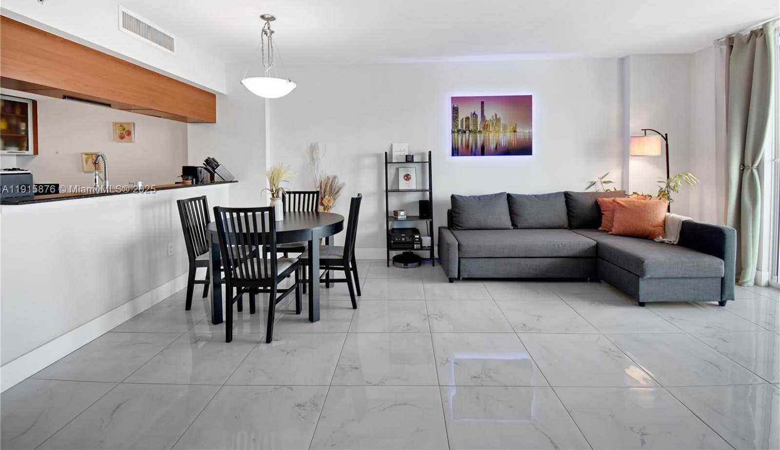 Small Image of 1800 NORTH BAYSHORE DR #4106, Miami Number 3